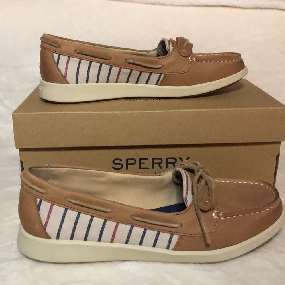 Brand new Sperry top-sider. Tan